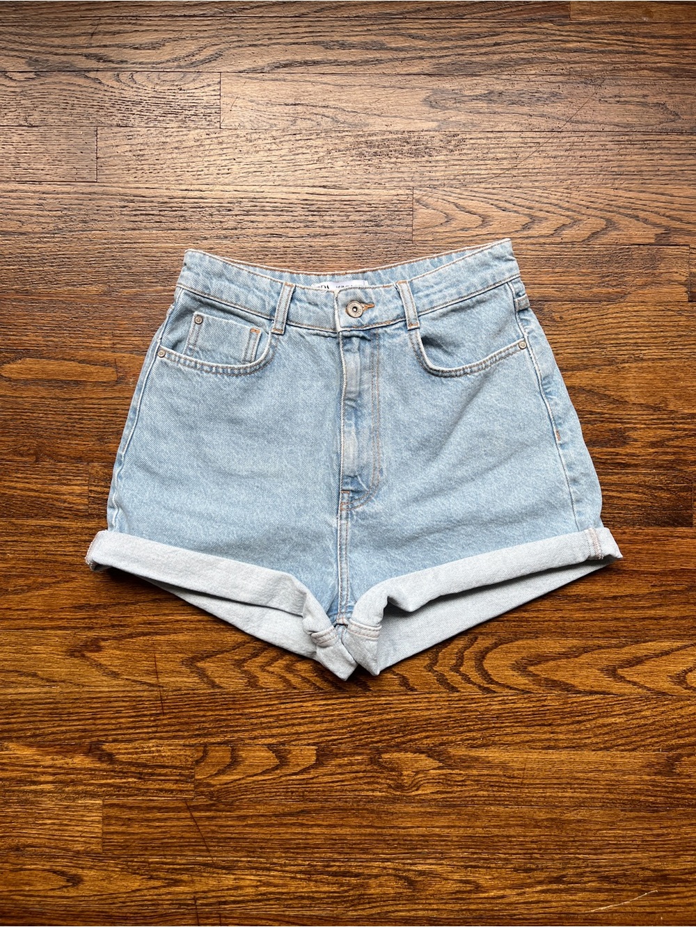 ZARA Light Wash High-Rise Rolled Denim Shorts size 6